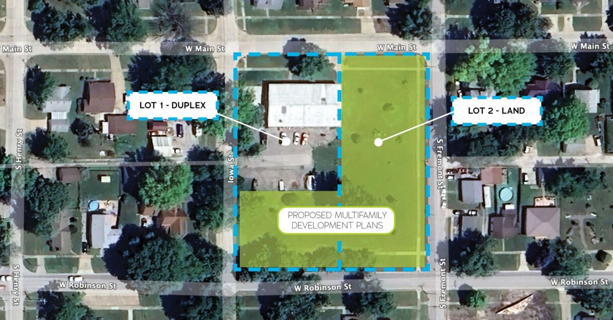 South Fremont Street @ W Robinson St, Knoxville, IA for Sale