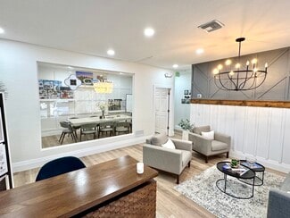 Naples, FL Office/Medical - 6212-6226 Trail Blvd Naples, FL Office/Medical - 6212-6226 Trail Blvd