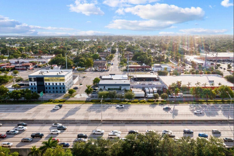 681 NW 108th St, Miami, FL for Rent