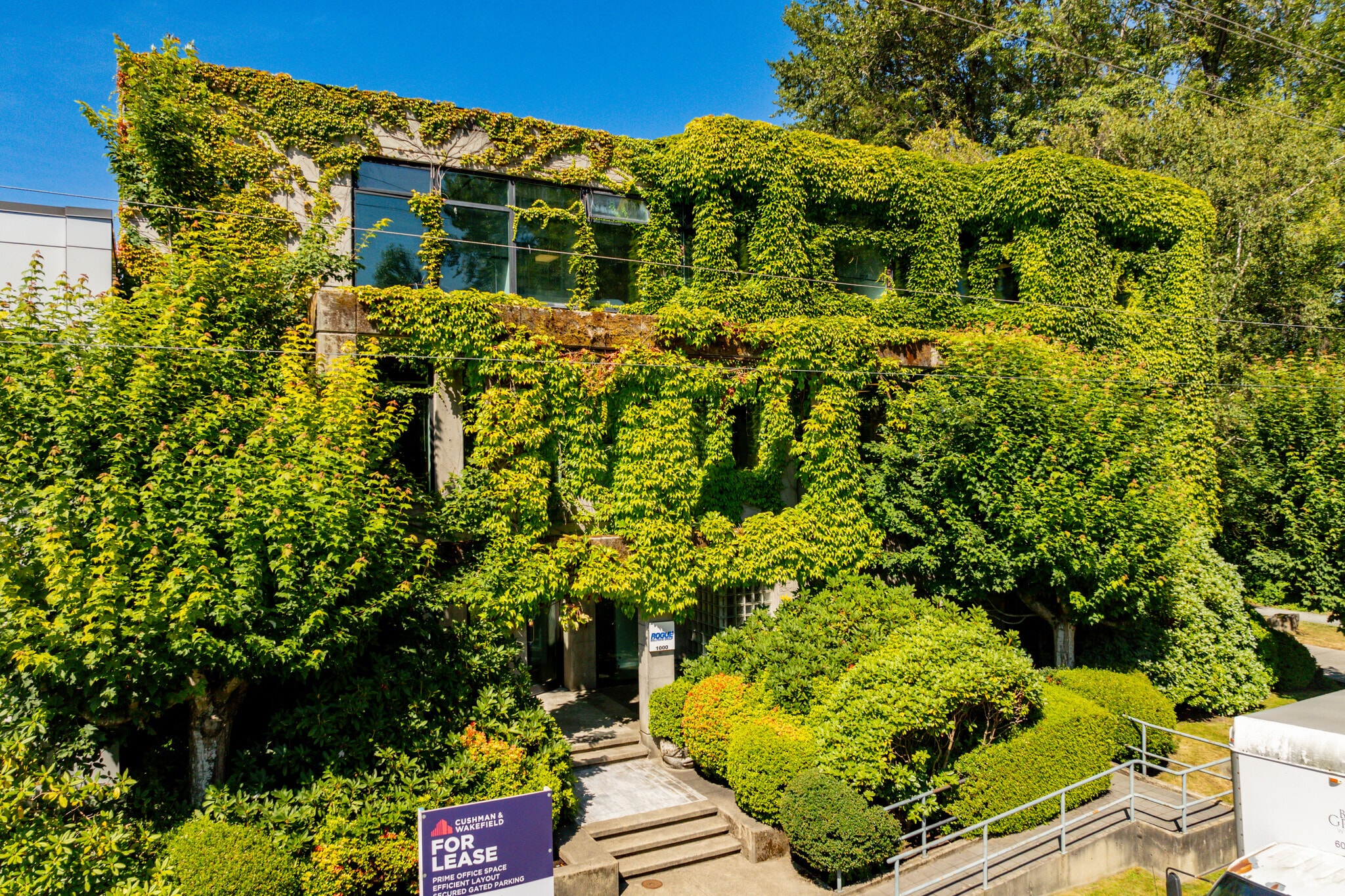 1000 3rd St, North Vancouver District, BC for Rent