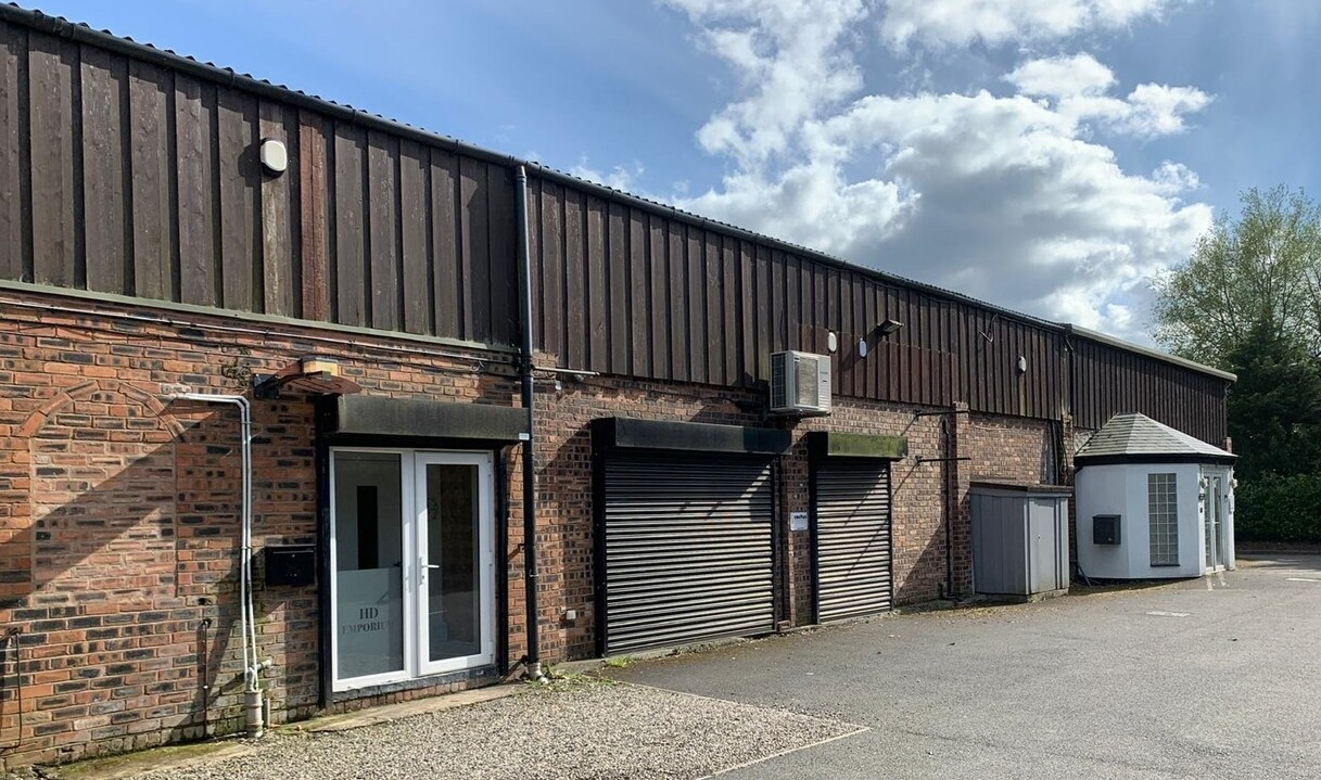 Glaziers Ln, Warrington, CHS for Rent