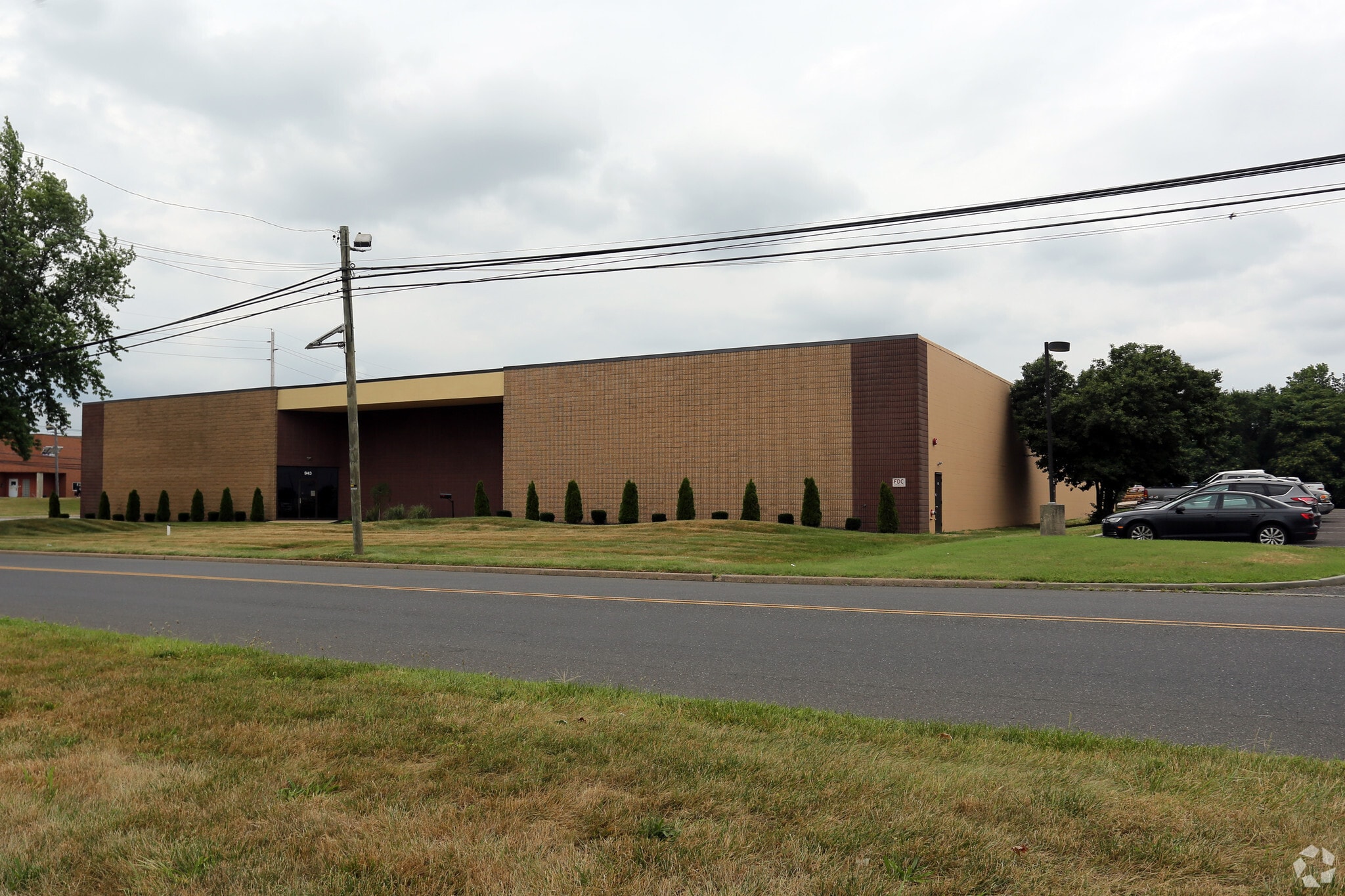 933-943 Hylton Rd, Pennsauken, NJ for Rent
