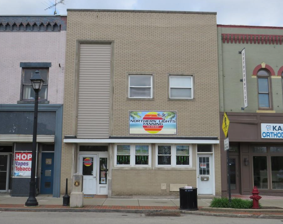 135 S Broad St, Grove City, PA for Sale