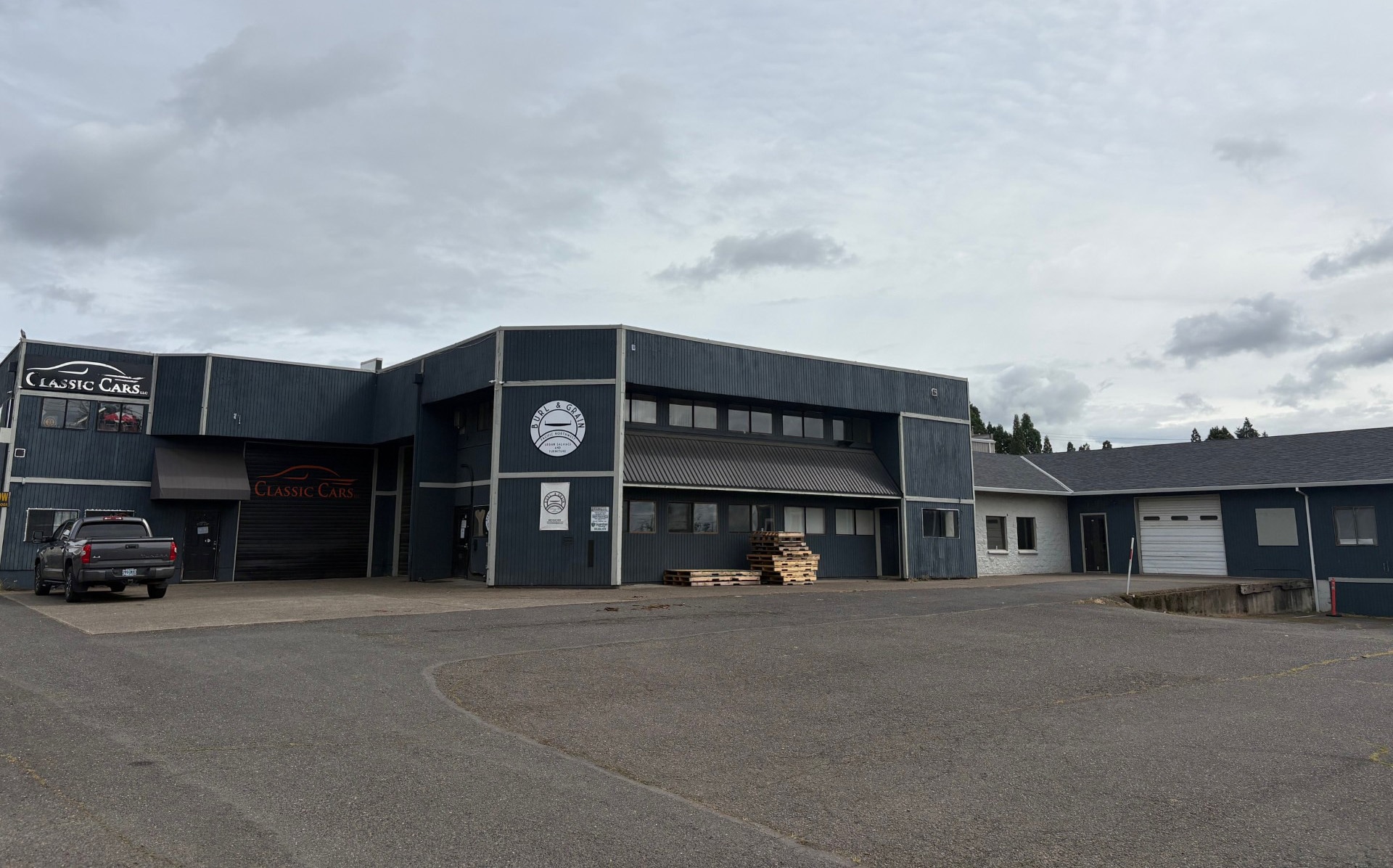 215 SW Wood St, Hillsboro, OR for Sale