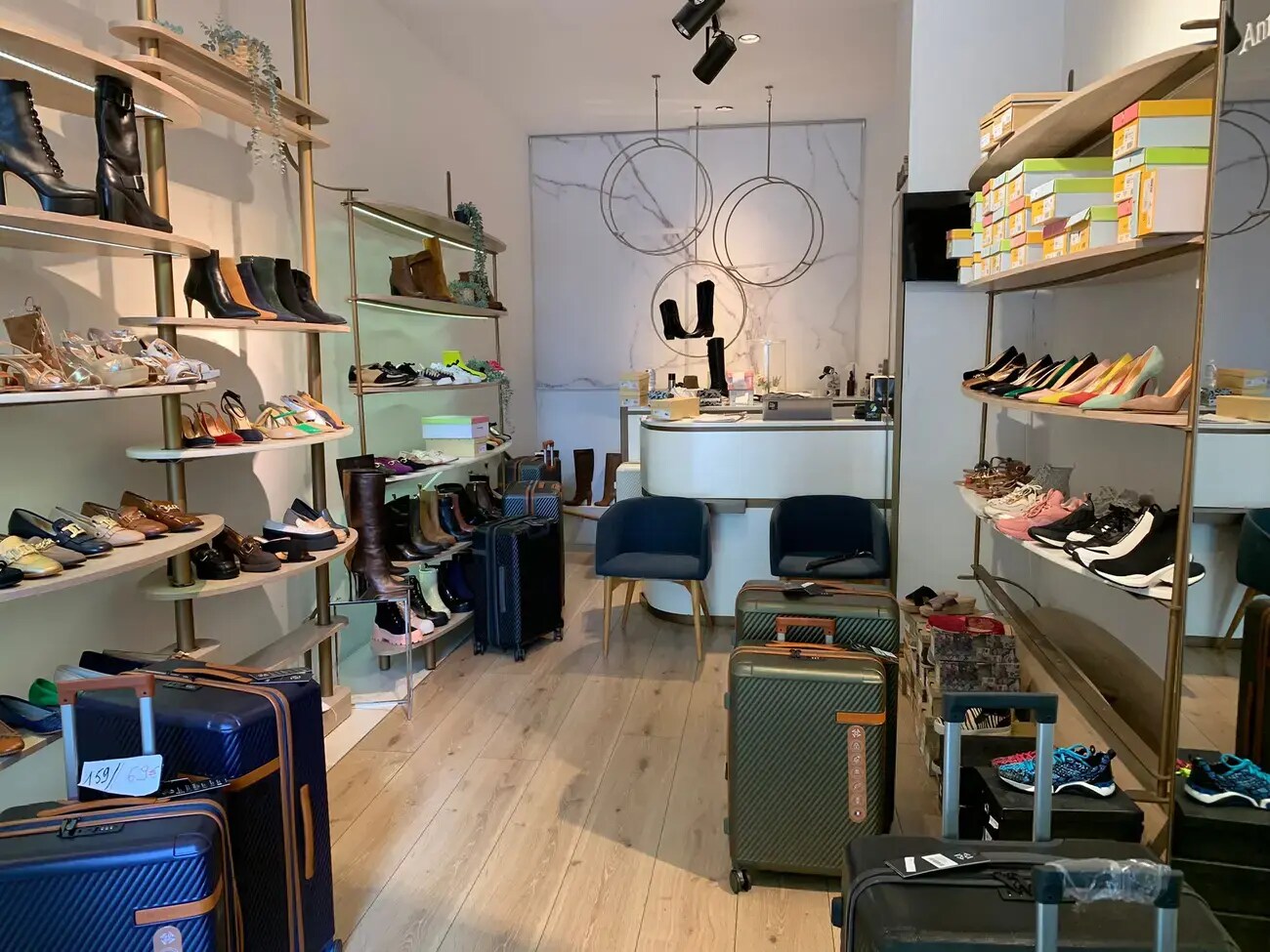 , Paris, PAR for Rent