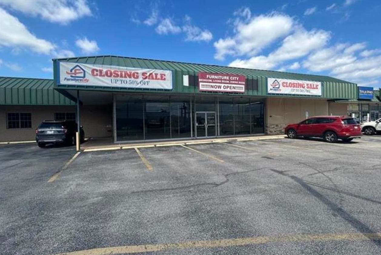 37-55 N 11th St, Beaumont, TX for Rent