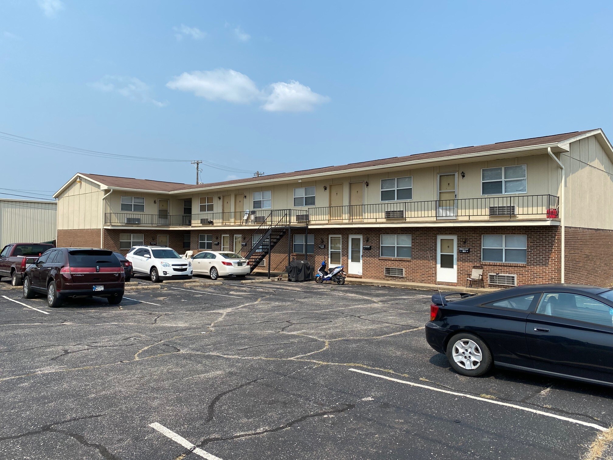 500-516 Richardt Ave, Evansville, IN for Sale