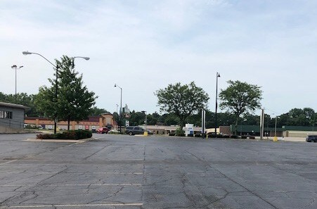 3800 E State St, Rockford, IL for Sale