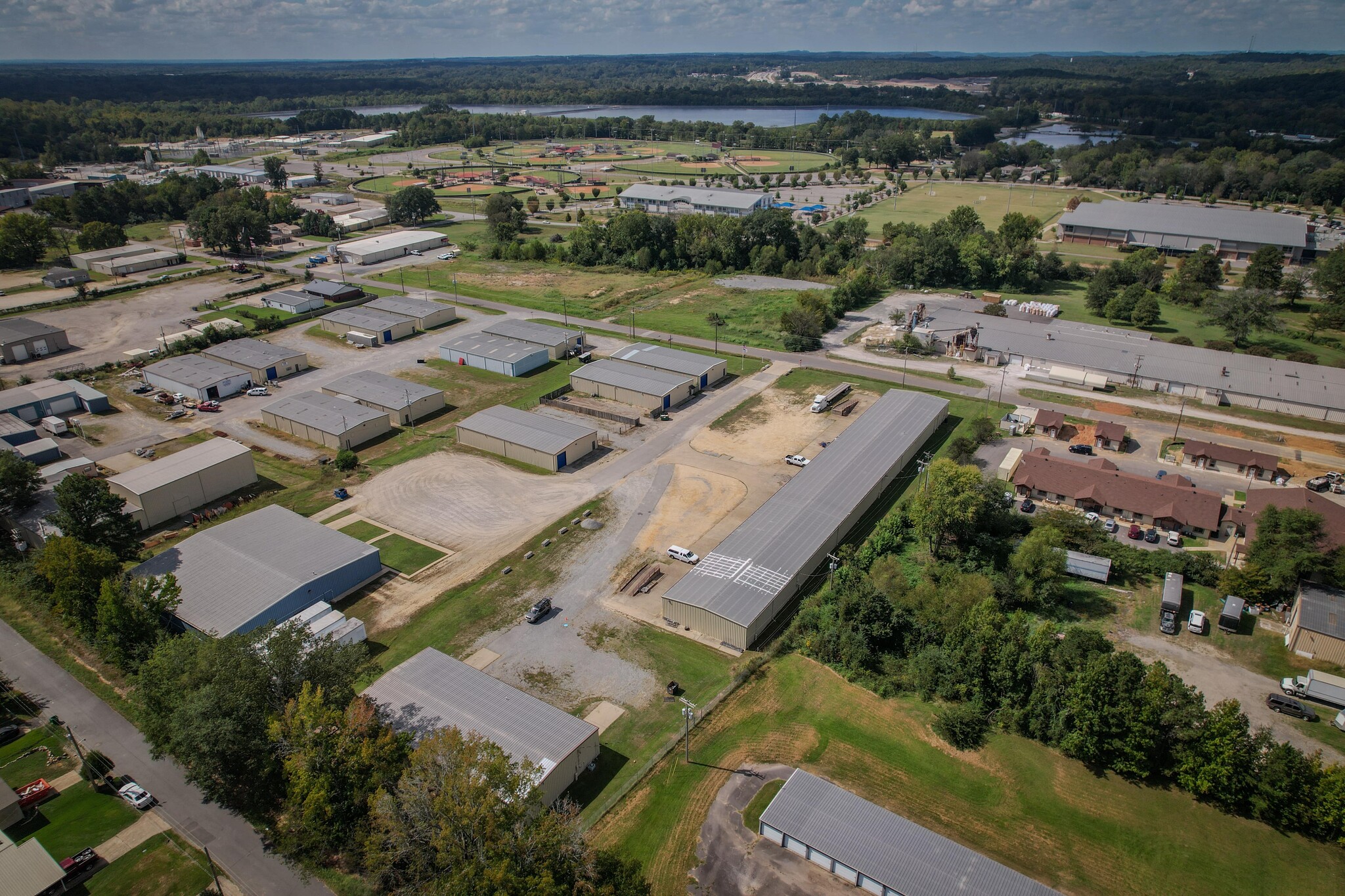 62 Industrial Park Cir, Benton, AR for Rent