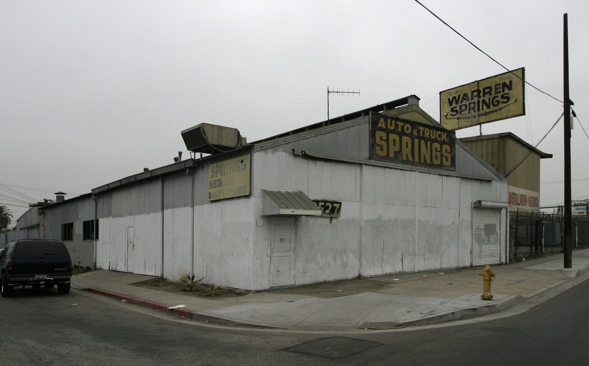 9527 S Alameda St, Los Angeles, CA for Rent