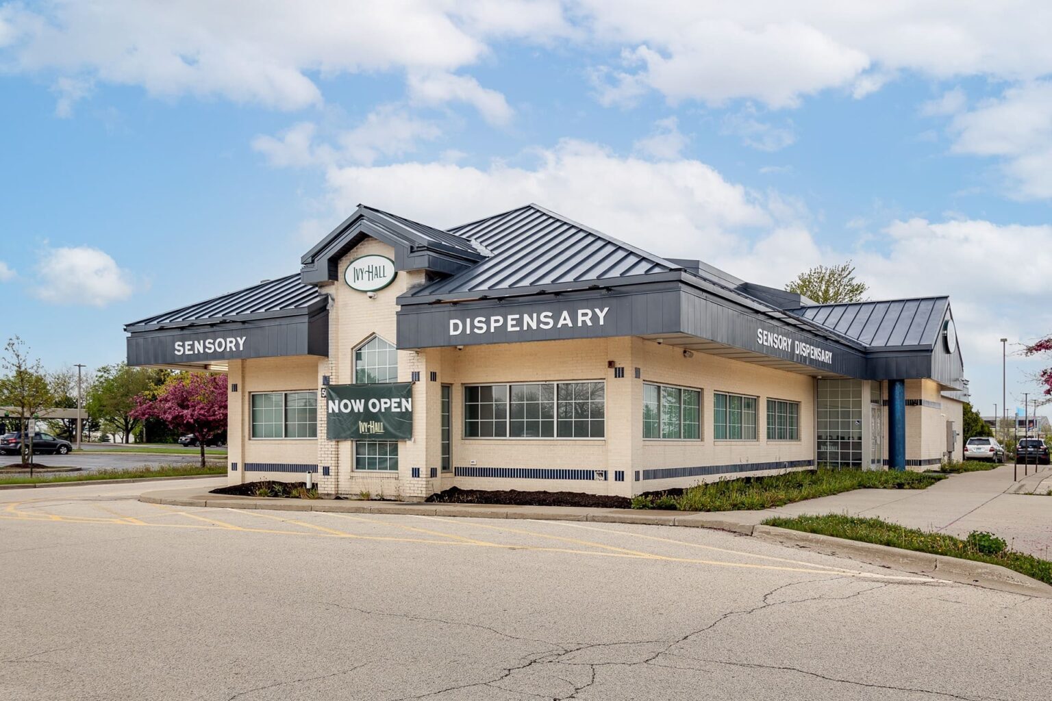 501 Pingree Rd, Crystal Lake, IL for Sale