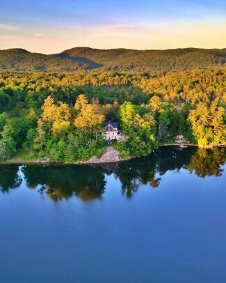 Lee, MA undefined - 615 Laurel St