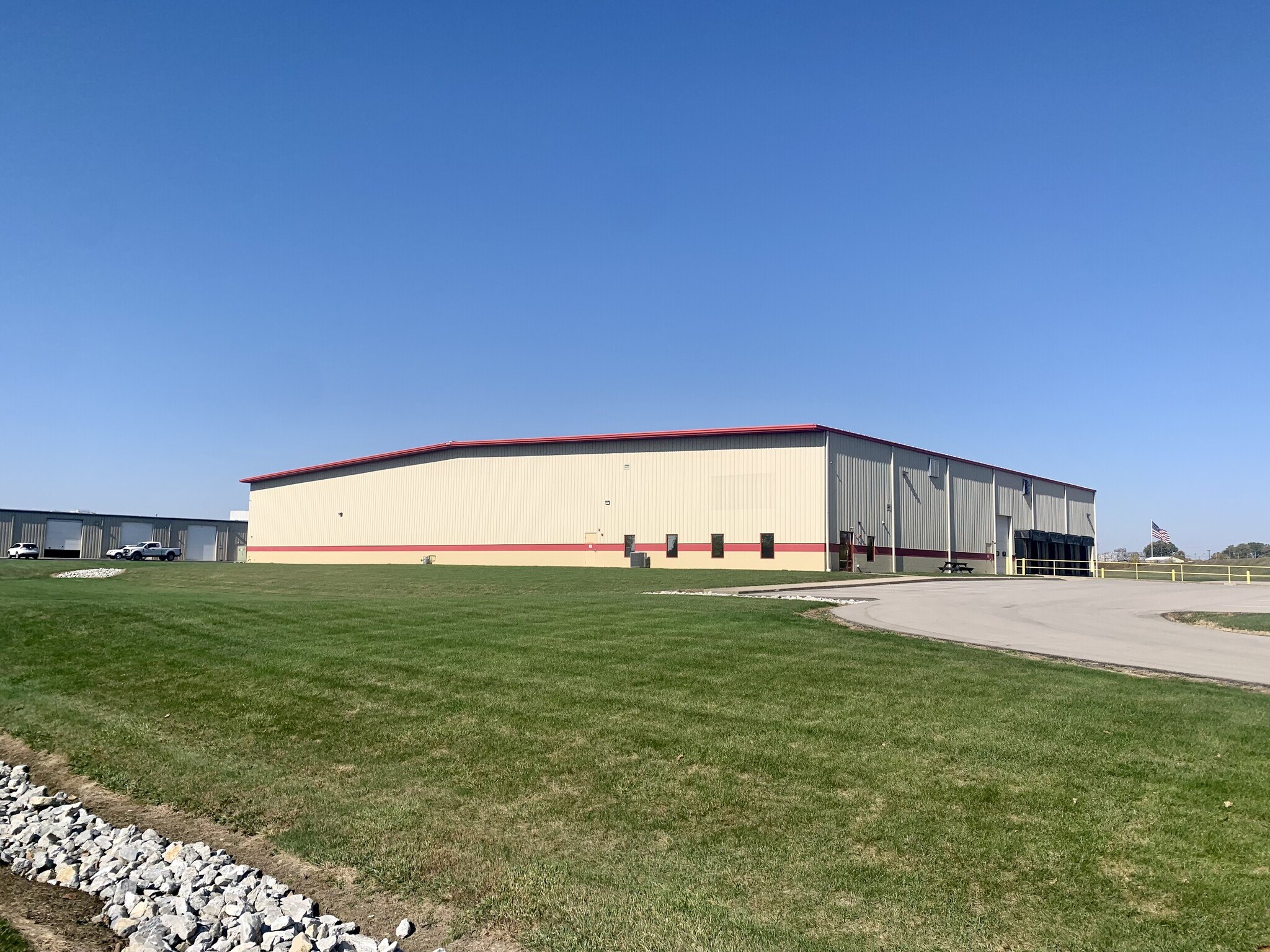 910 Progress Dr, Richmond, IN for Rent