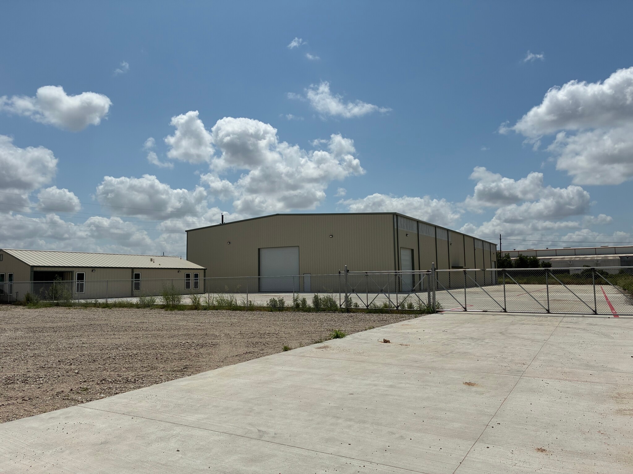 34277 Sunset Ln, Brookshire, TX for Rent