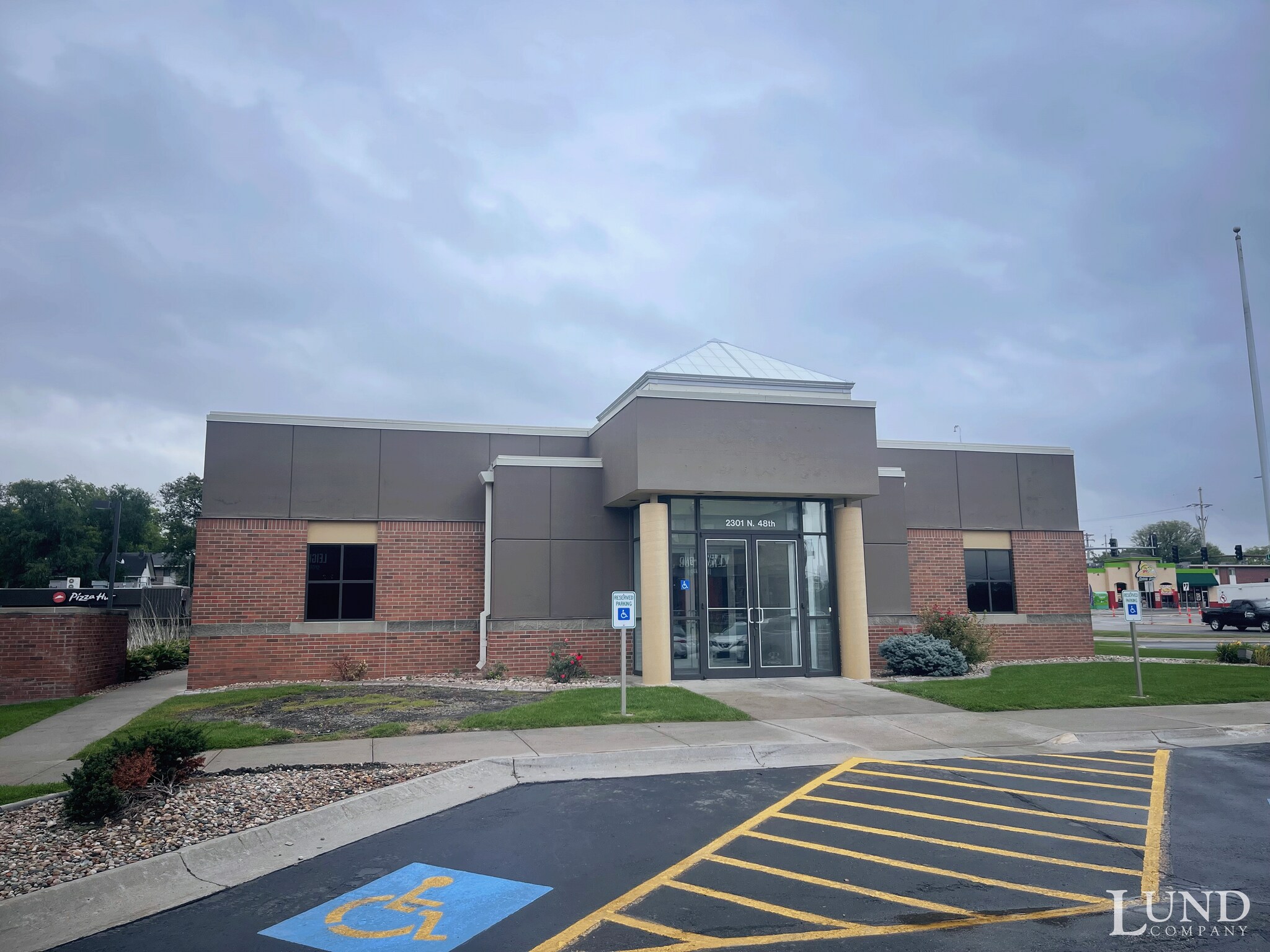 2301 N 48th St, Lincoln, NE for Rent