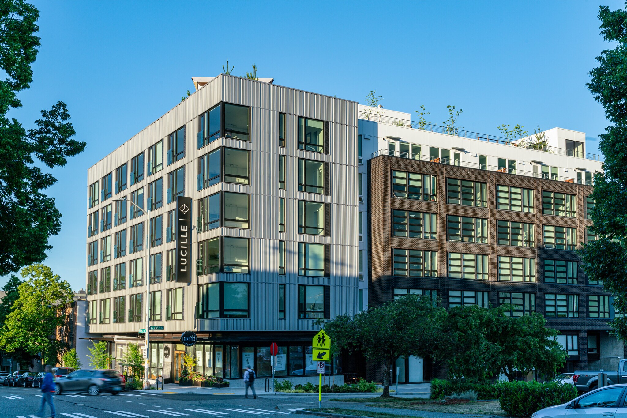 6717 Roosevelt Way NE, Seattle, WA for Rent