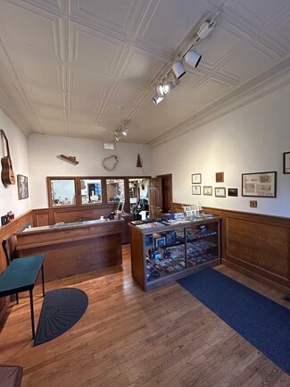 Columbus, OH Retail - 3133-3139 N High St Columbus, OH Retail - 3133-3139 N High St