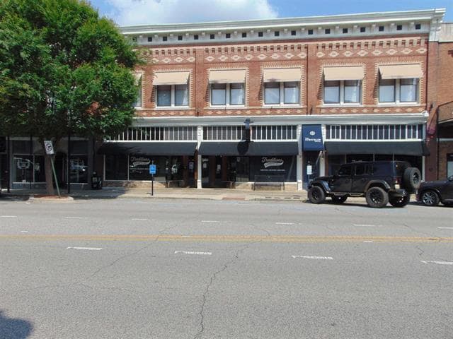 116 Jackson Ave N, Russellville, AL for Sale