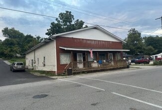 Pekin, IN Apartments - 26 E Main St