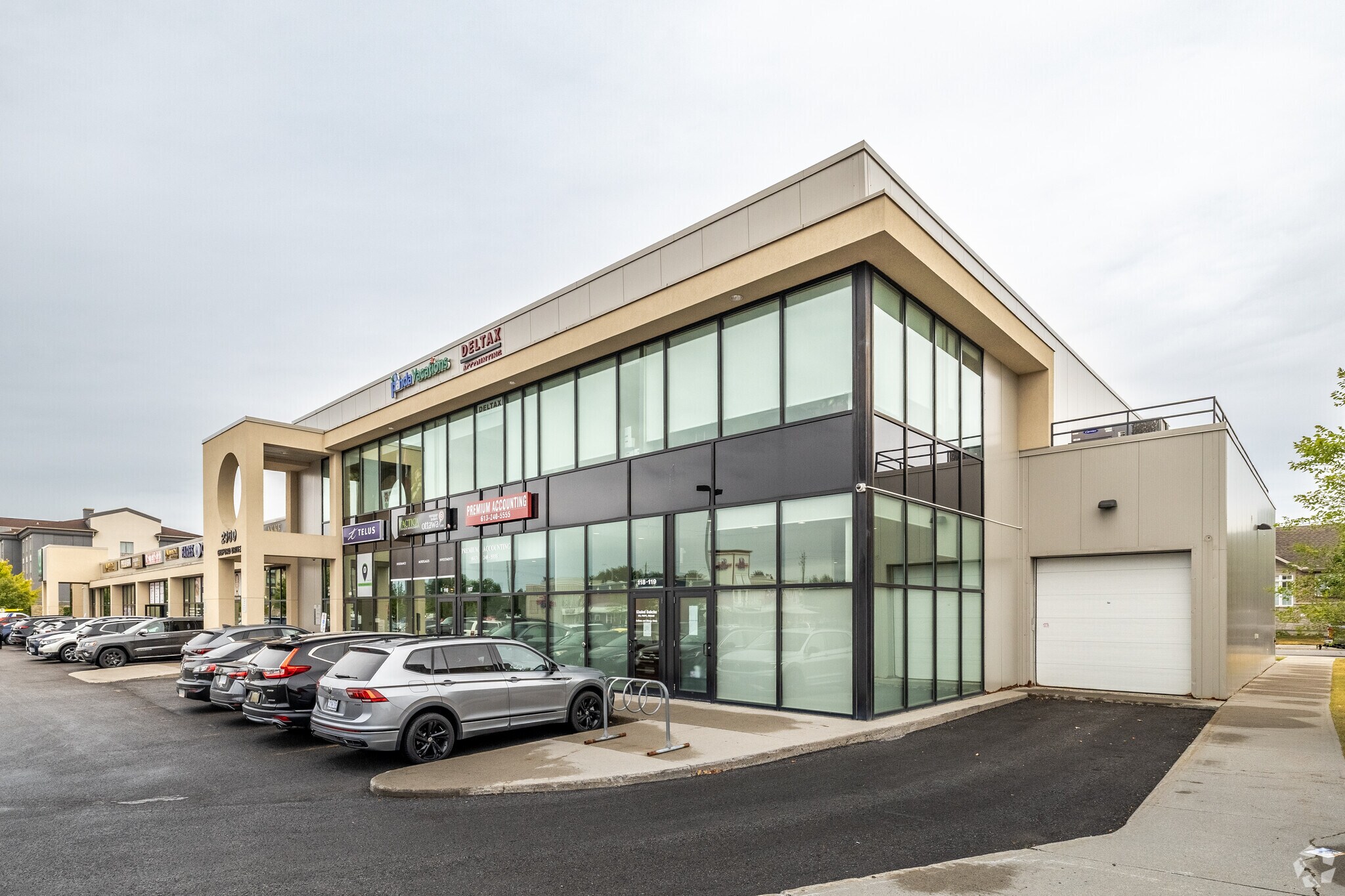 2900 Gibford Dr, Ottawa, ON for Sale