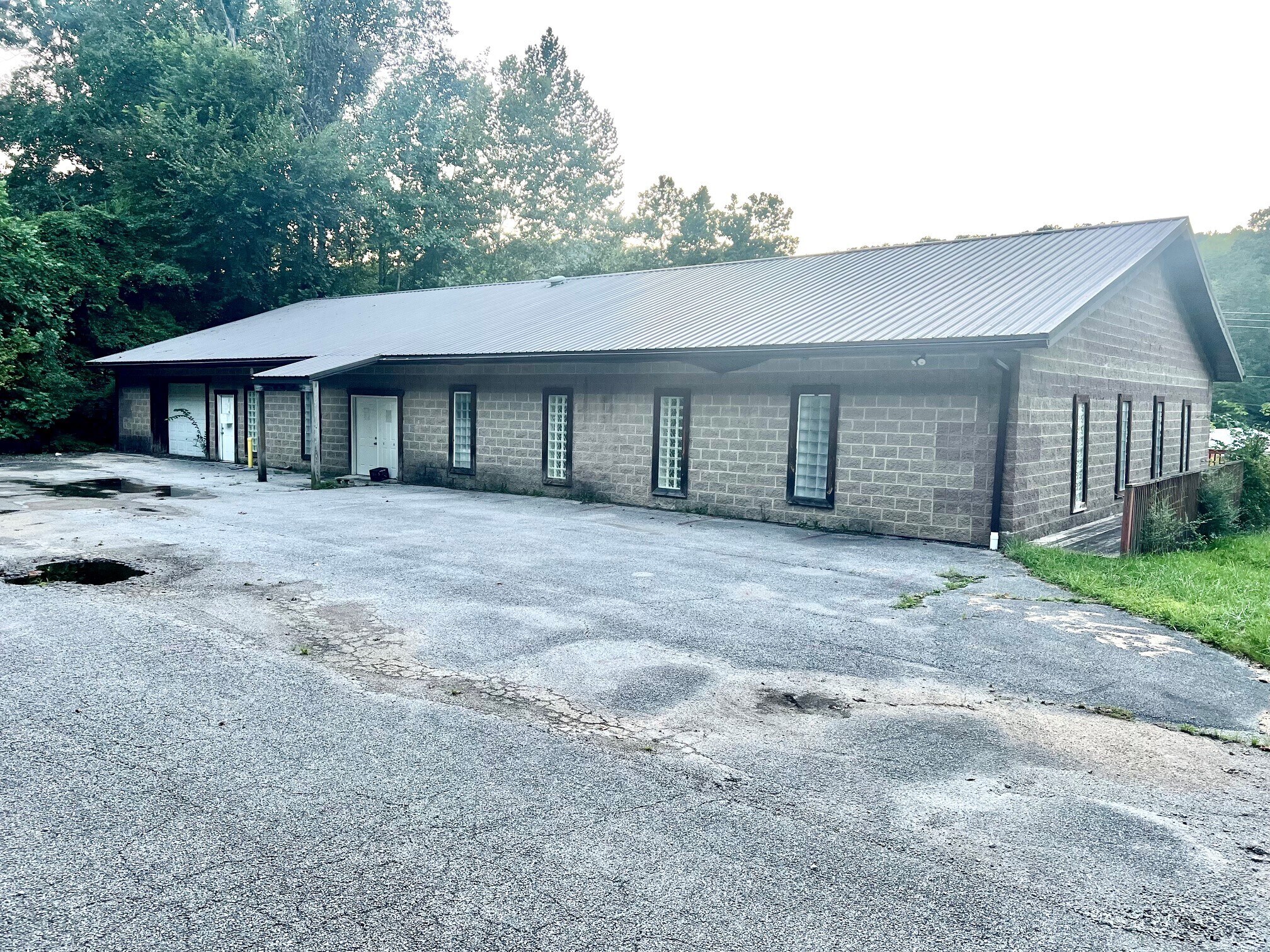 2150 Greenbrier St, Charleston, WV for Sale