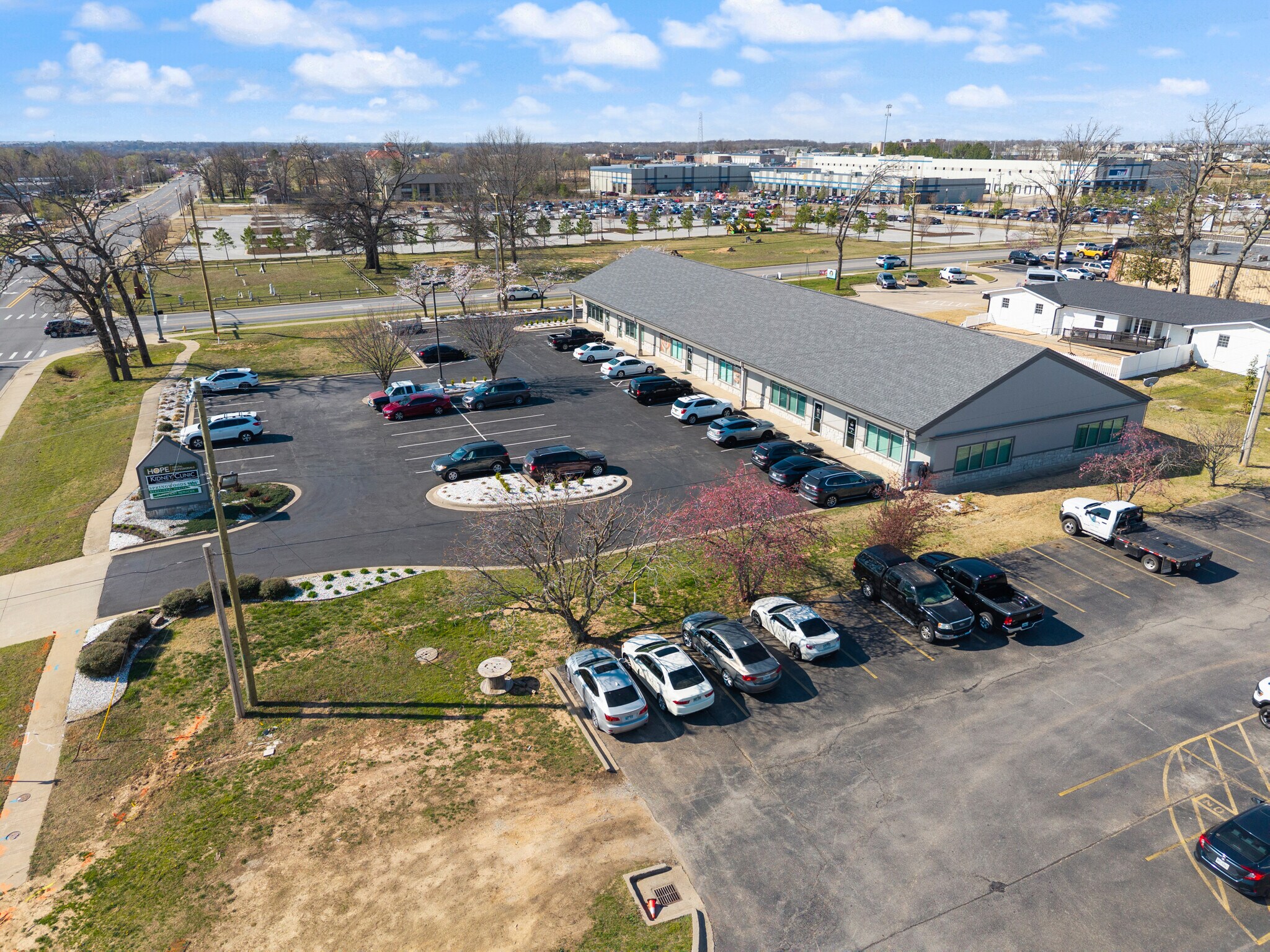 2618 SE J St, Bentonville, AR for Rent