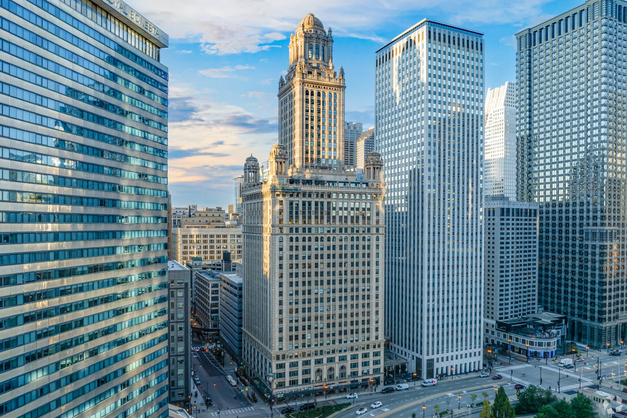 35 E Wacker Dr, Chicago, IL for Rent