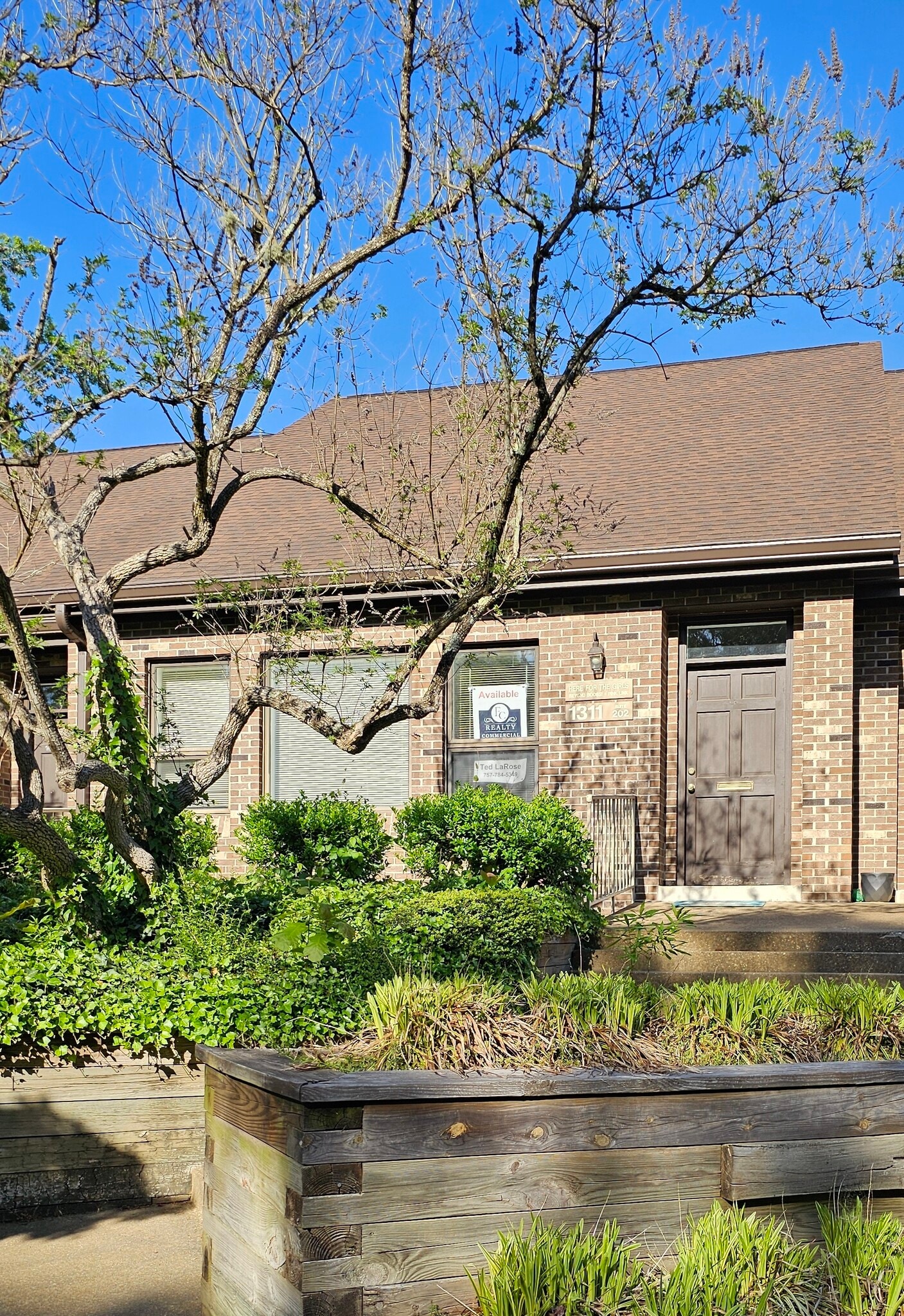 1311 Jamestown Rd, Williamsburg, VA for Sale