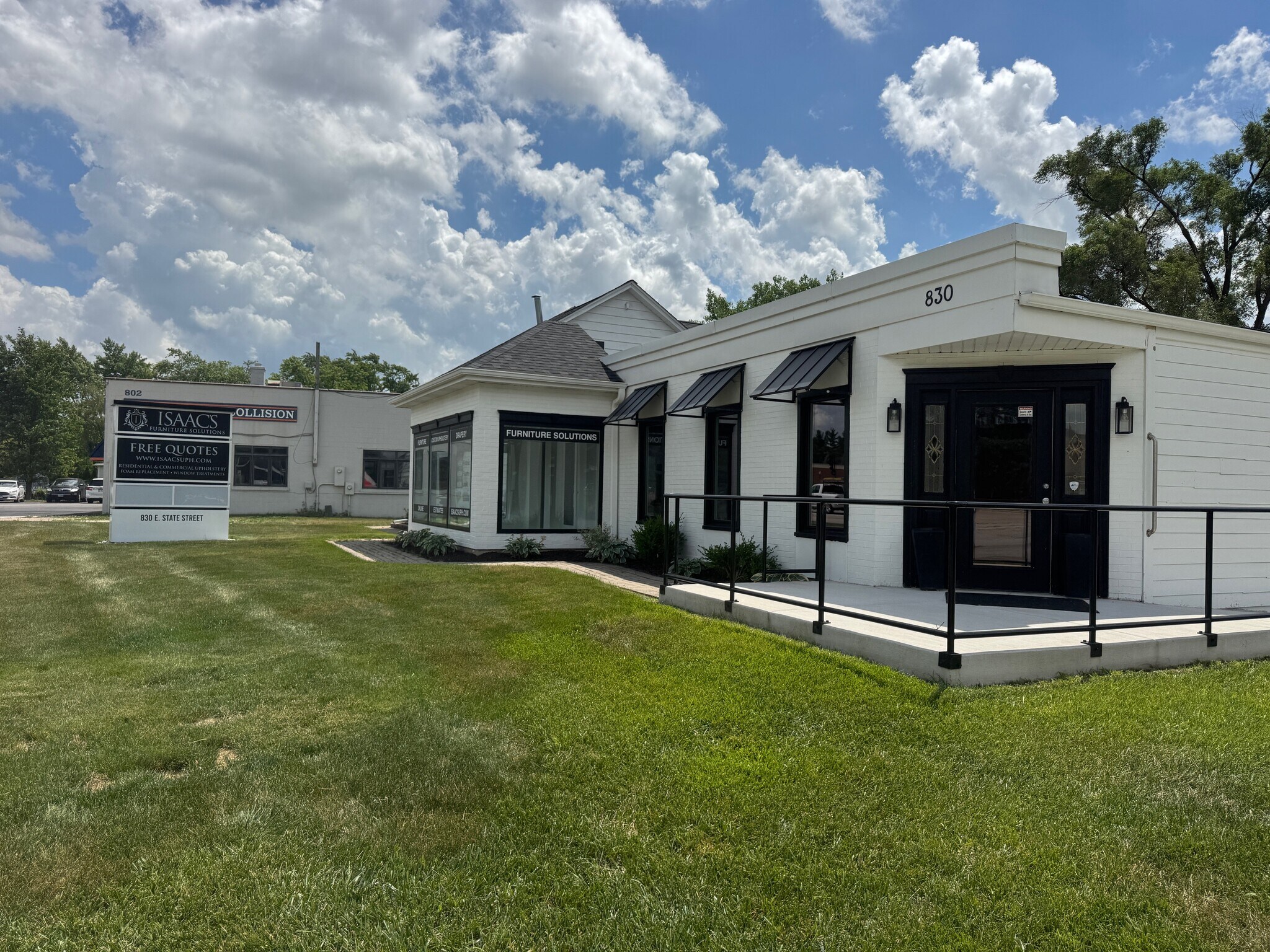 830 E State St, Geneva, IL for Rent