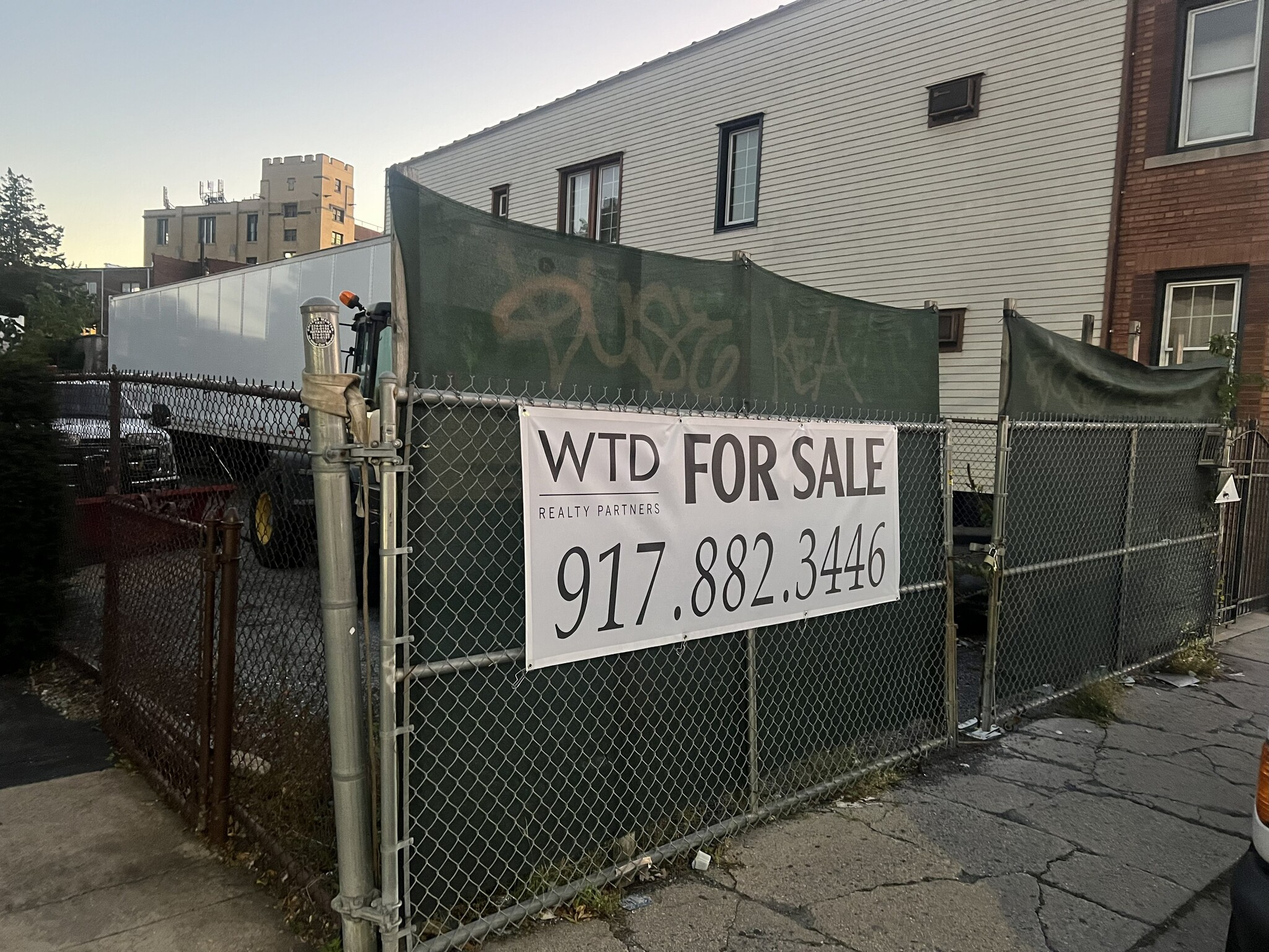 61-20 Metropolitan Ave, Ridgewood, NY for Sale