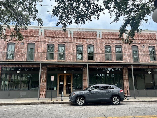 1902 N Avenida Republica de Cuba, Tampa, FL for Rent