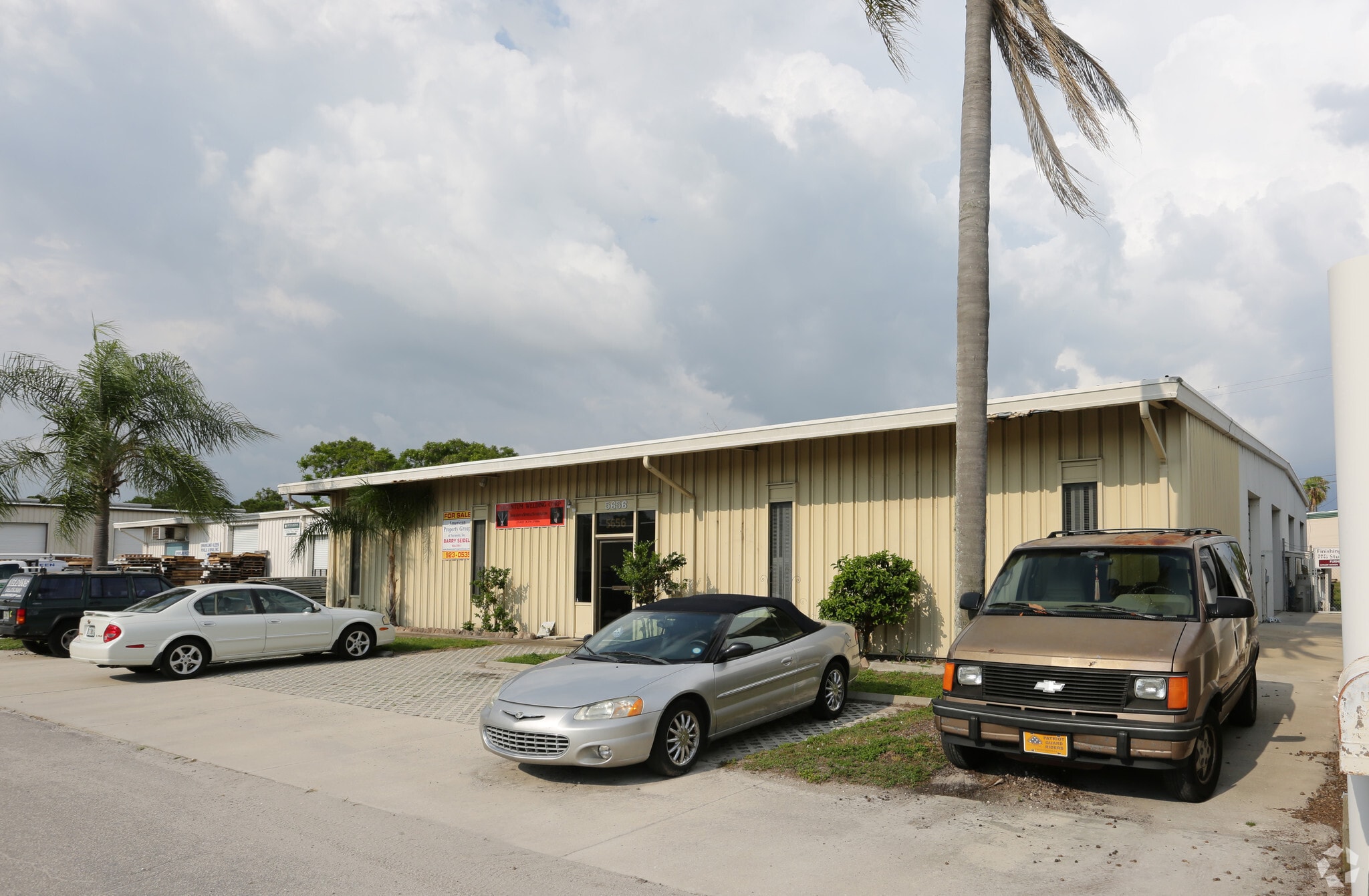 5656 Lawton Dr, Sarasota, FL for Rent