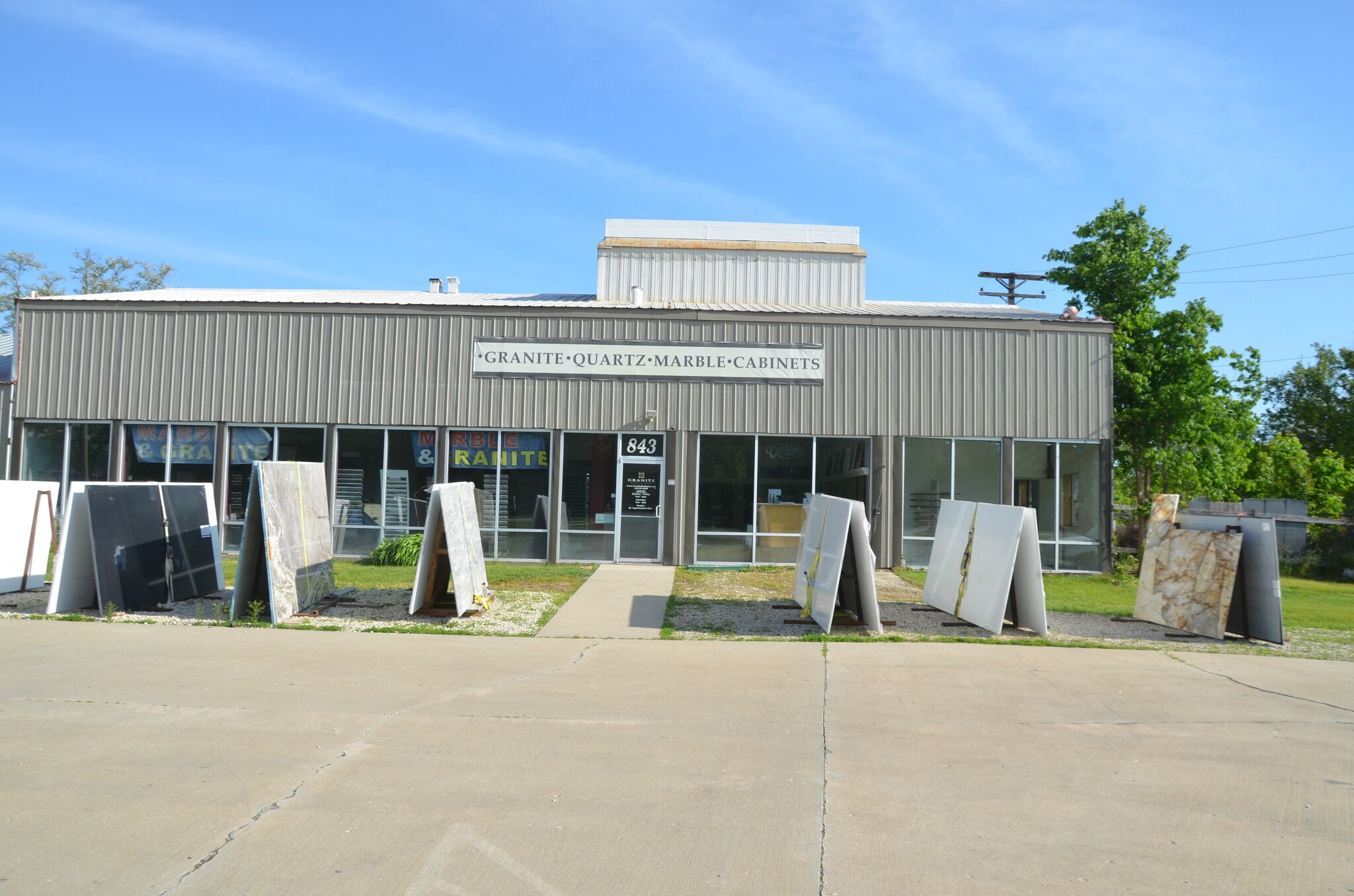 843 W Stagecoach Trl, Yorkville, IL for Sale
