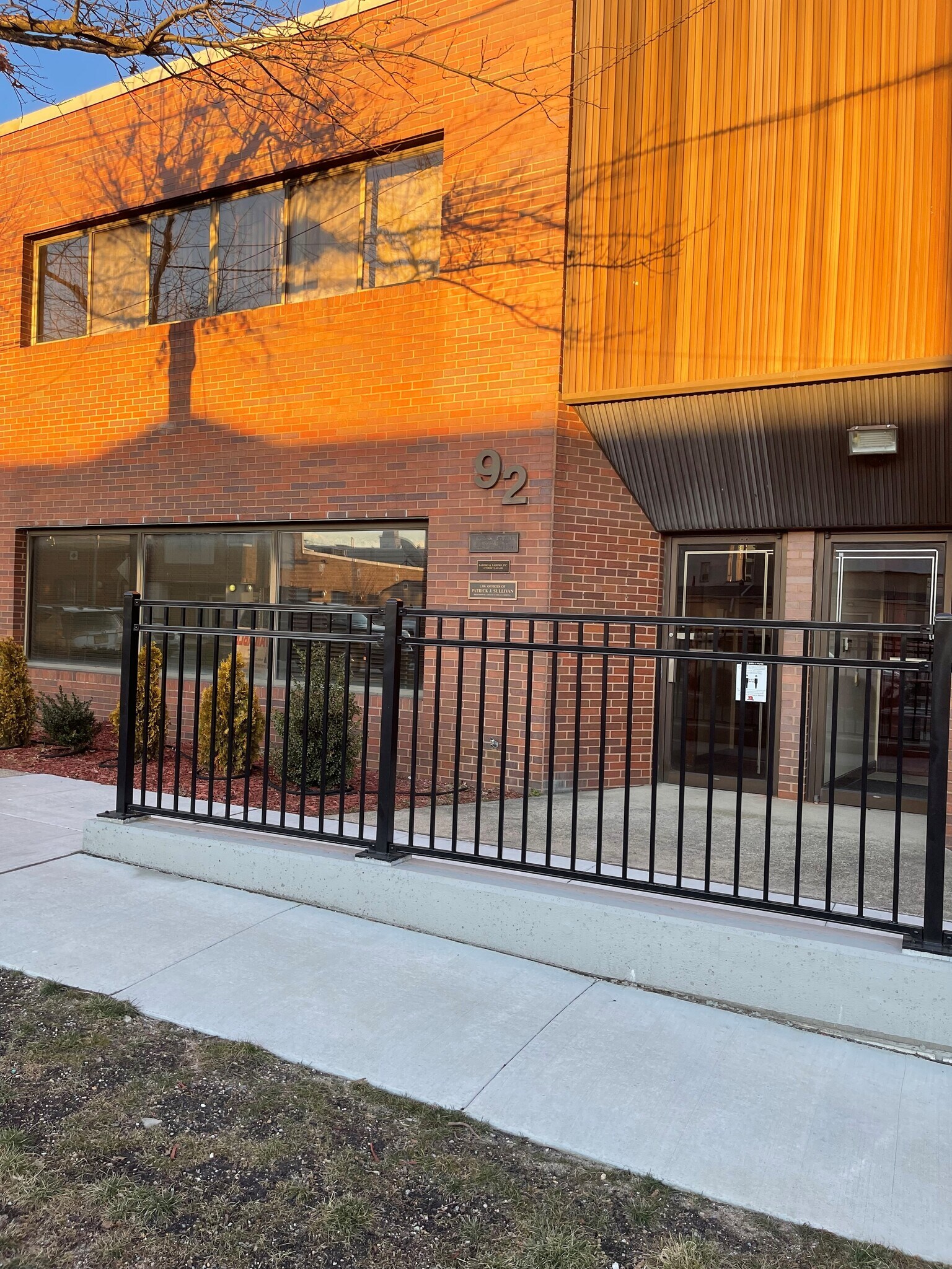 90 Willis Ave, Mineola, NY for Rent