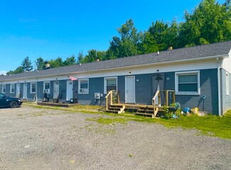 Vienna, OH Apartments - 1724 Youngstown Kingsville Rd NE
