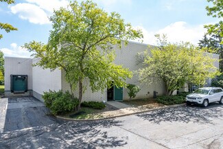 Roselle, IL Industrial - 75 Chancellor Dr