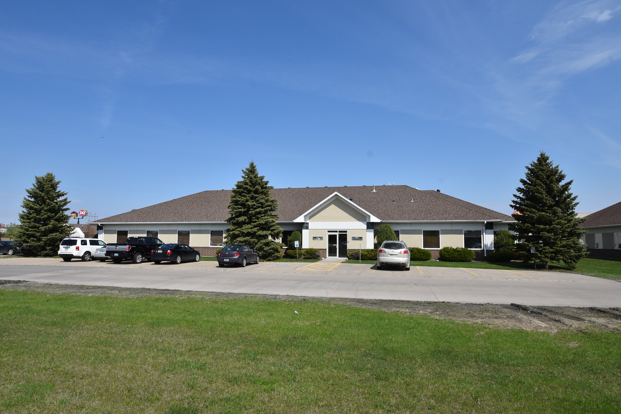 4610 S Amber Valley Pky, Fargo, ND for Rent