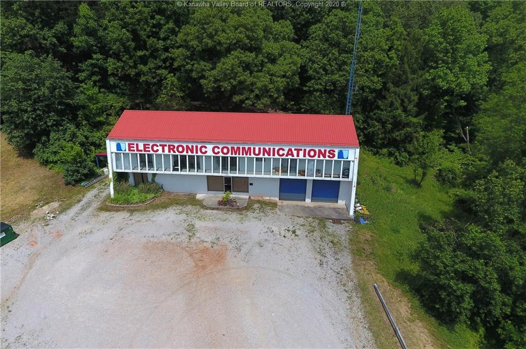 408 Old Goff Mountain Rd, Cross Lanes, WV for Sale