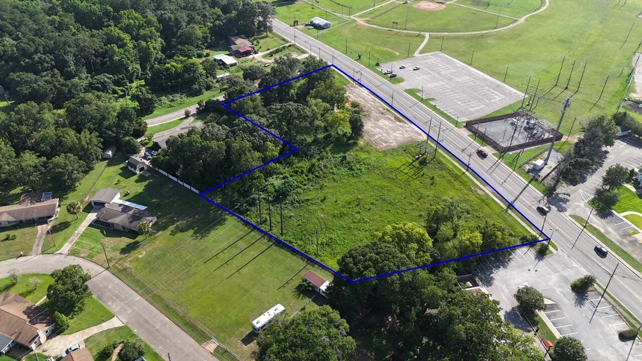 131 S Daleville Ave, Daleville, AL for Sale