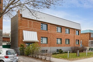 Montréal, QC Retail - 7160 Boul Pie-IX