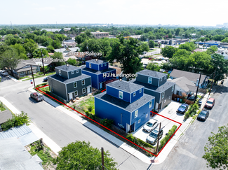 Duplexes On W Salinas St