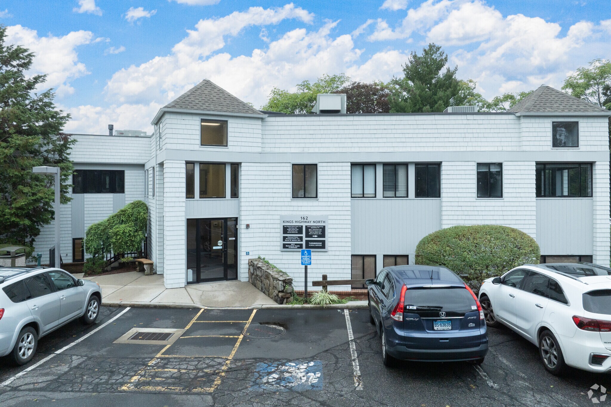 162 Kings Hwy N, Westport, CT for Rent