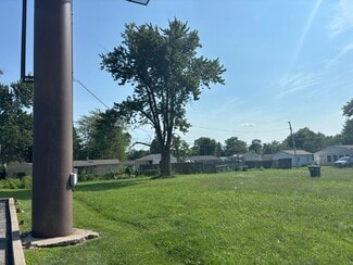 Muncie, IN Commercial - 705 E McGalliard Rd