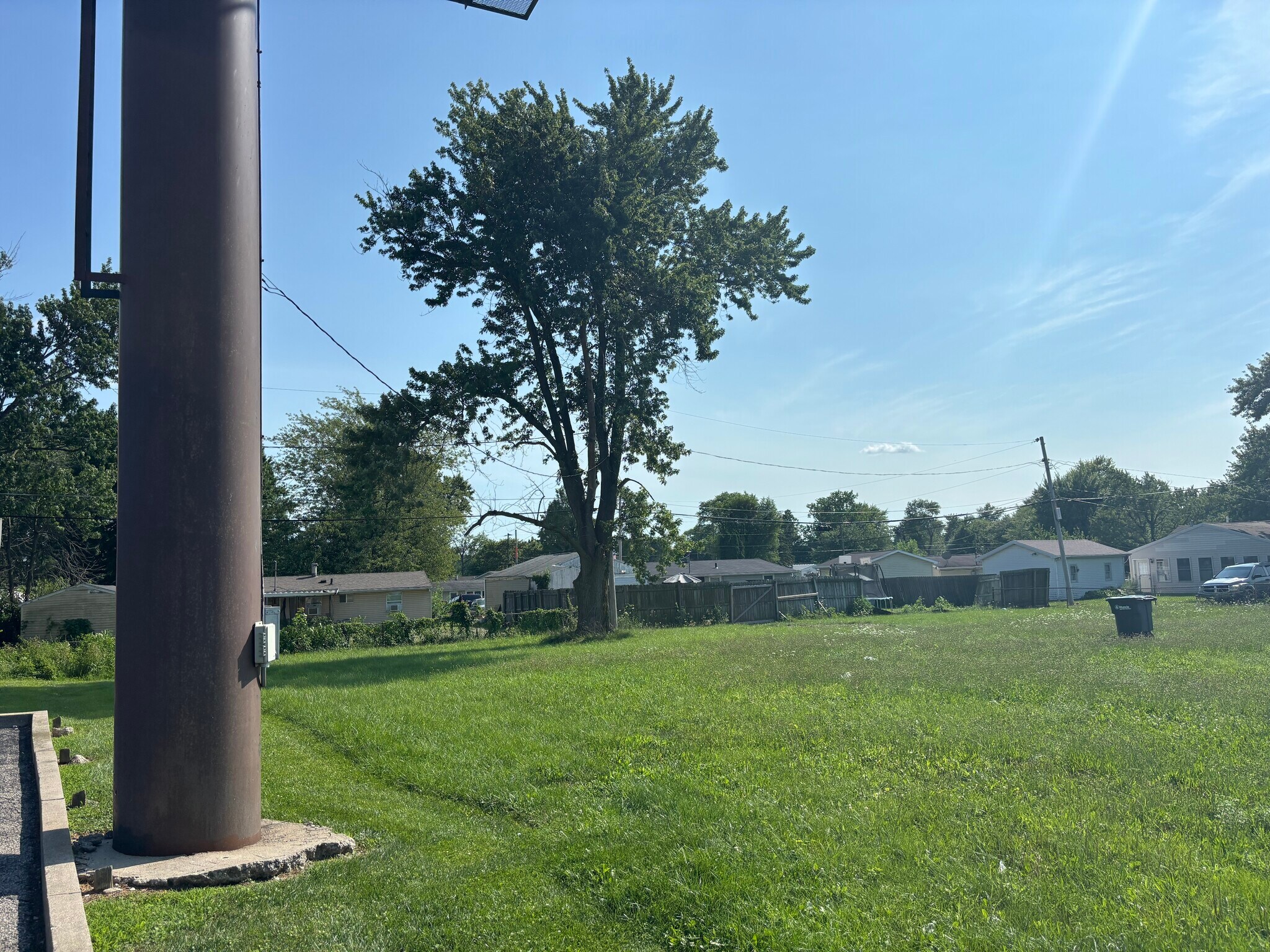 705 E McGalliard Rd, Muncie, IN for Sale