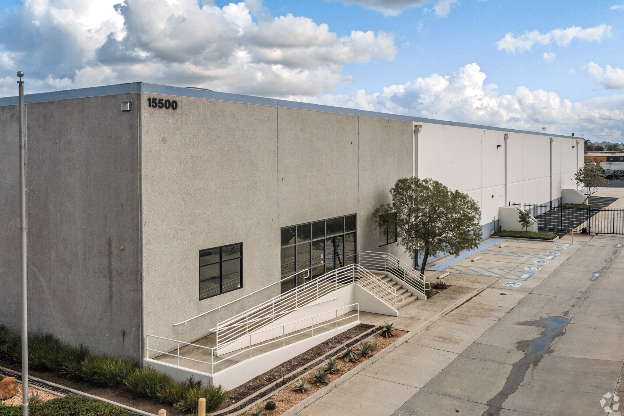 15500 Phoebe Ave, La Mirada, CA for Rent