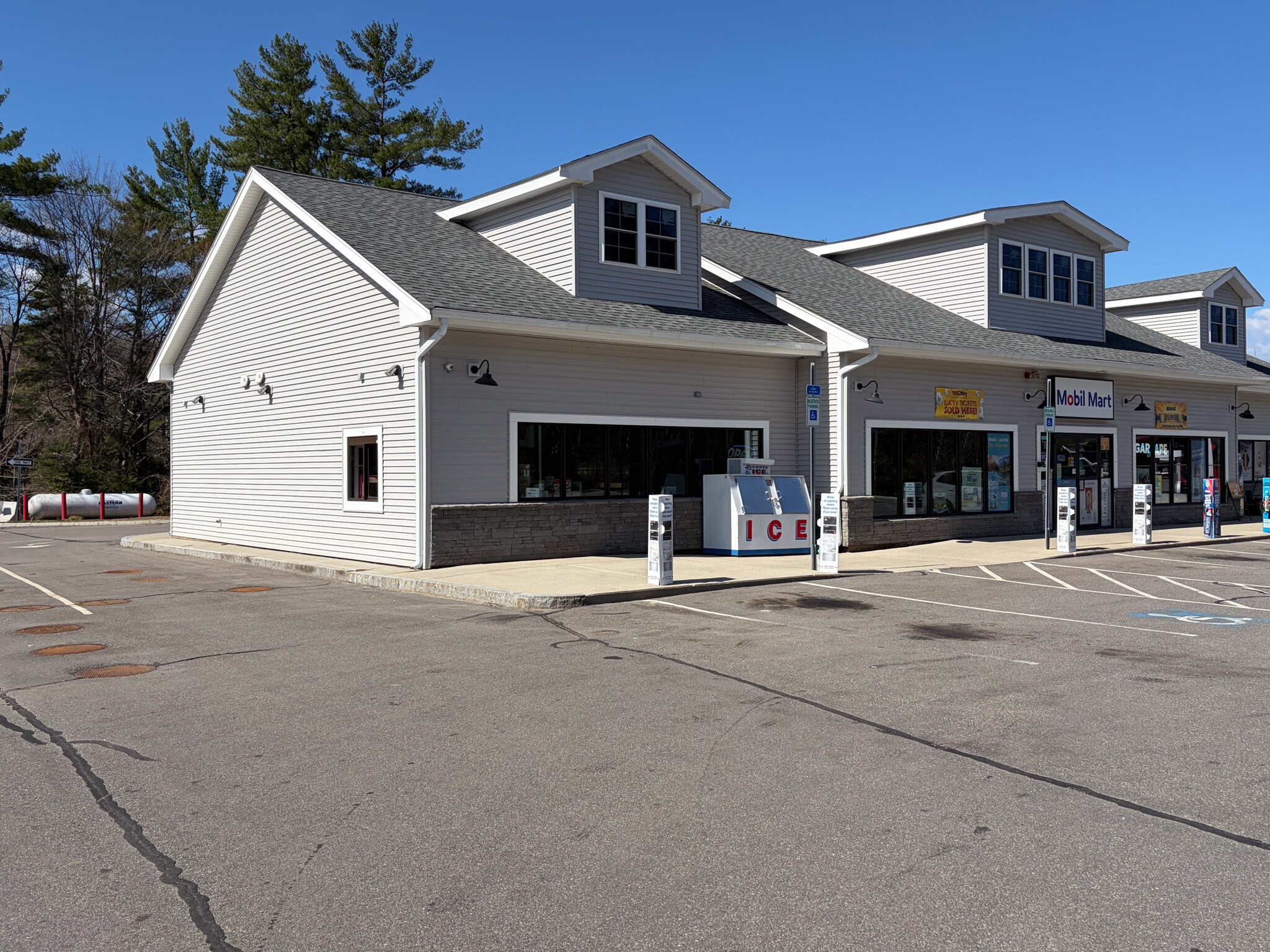4 Commerce Way, Milton, NH for Rent