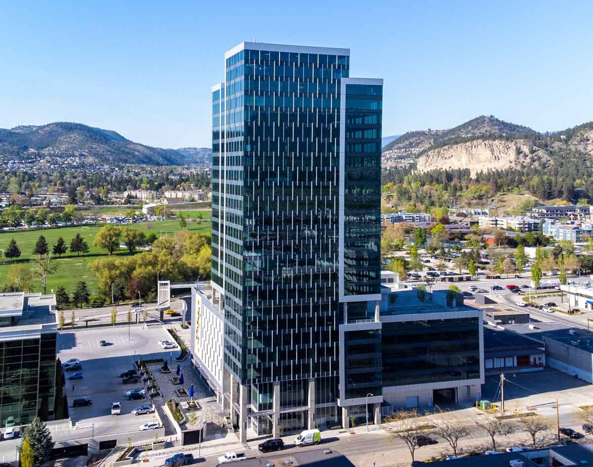 1700 Dickson Av, Kelowna, BC for Rent
