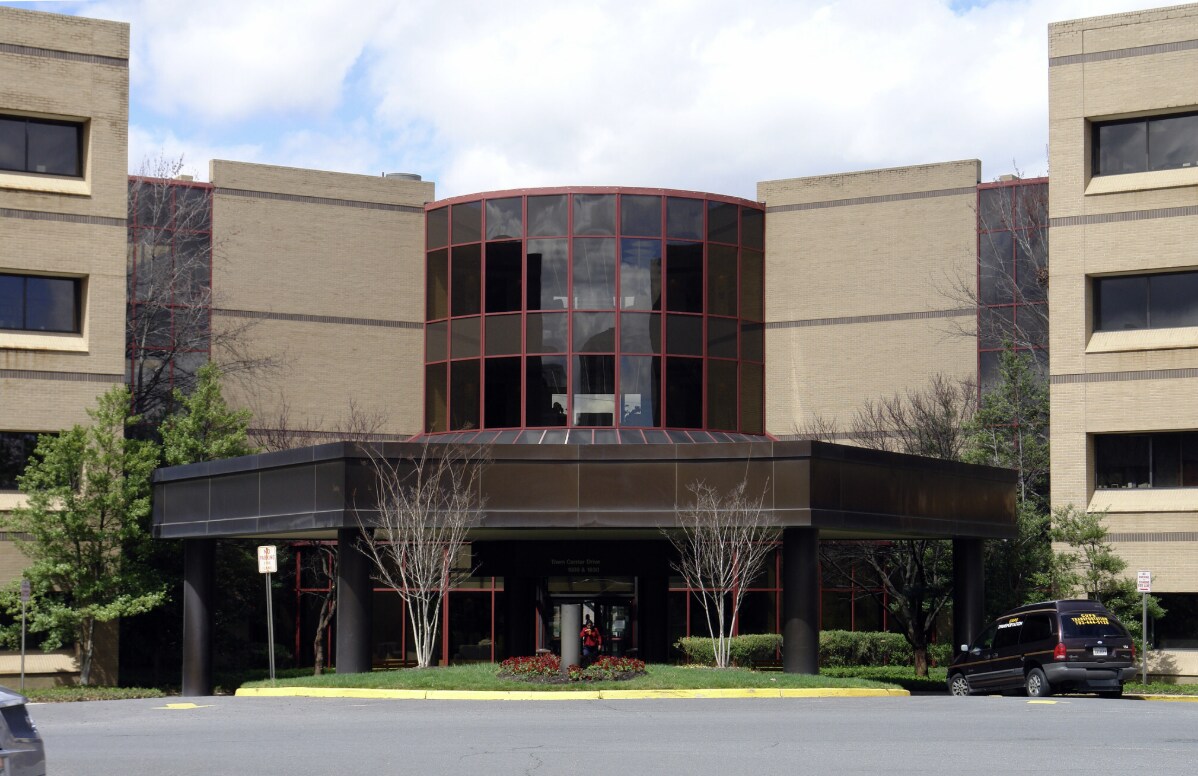 1800 Town Center Dr, Reston, VA for Rent