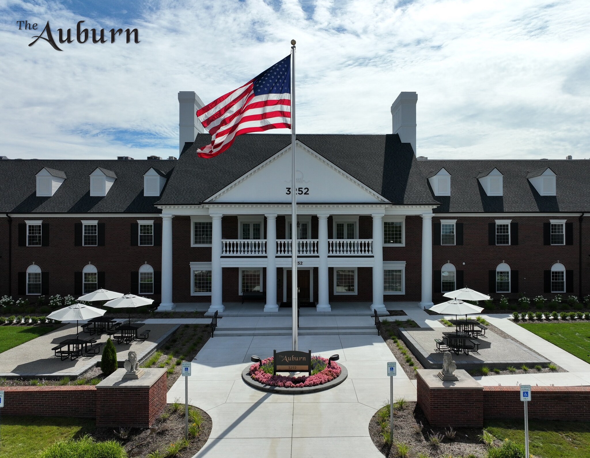 3250-3256 University Dr, Auburn Hills, MI for Rent