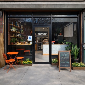 Brooklyn, NY Retail - 561 Gates Ave